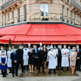 Brasserie Fouquet´s Paris volta a receber o público e cria serviço de entrega